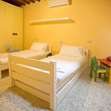 Casa San Girolamo Historic Flat With Cosy Terrace In Lucca'S City Centre מראה חיצוני תמונה