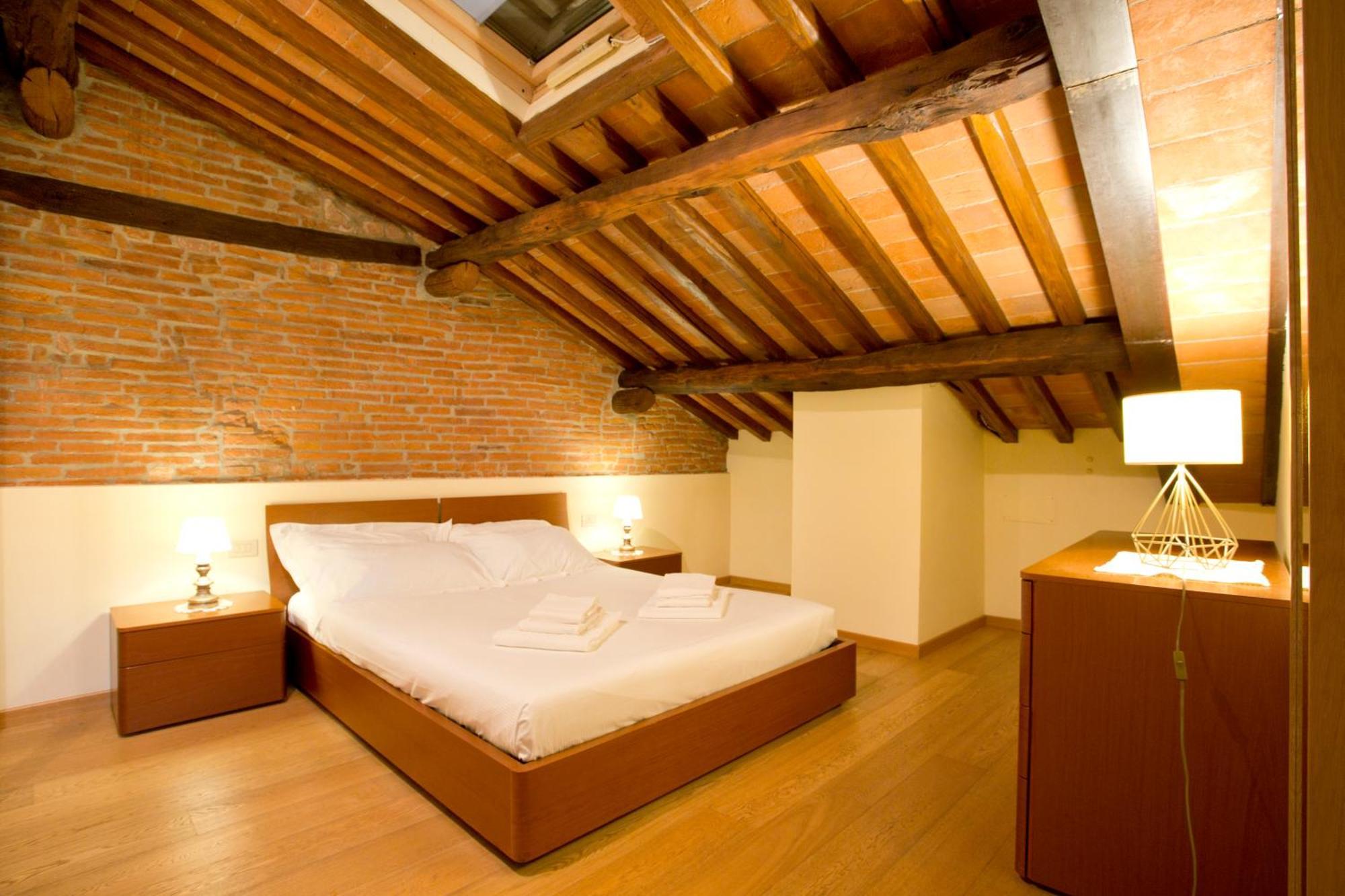 Casa San Girolamo Historic Flat With Cosy Terrace In Lucca'S City Centre מראה חיצוני תמונה