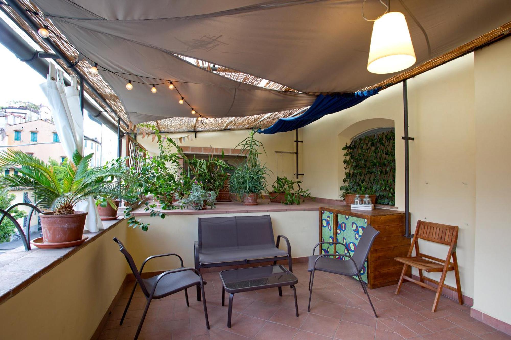 Casa San Girolamo Historic Flat With Cosy Terrace In Lucca'S City Centre מראה חיצוני תמונה